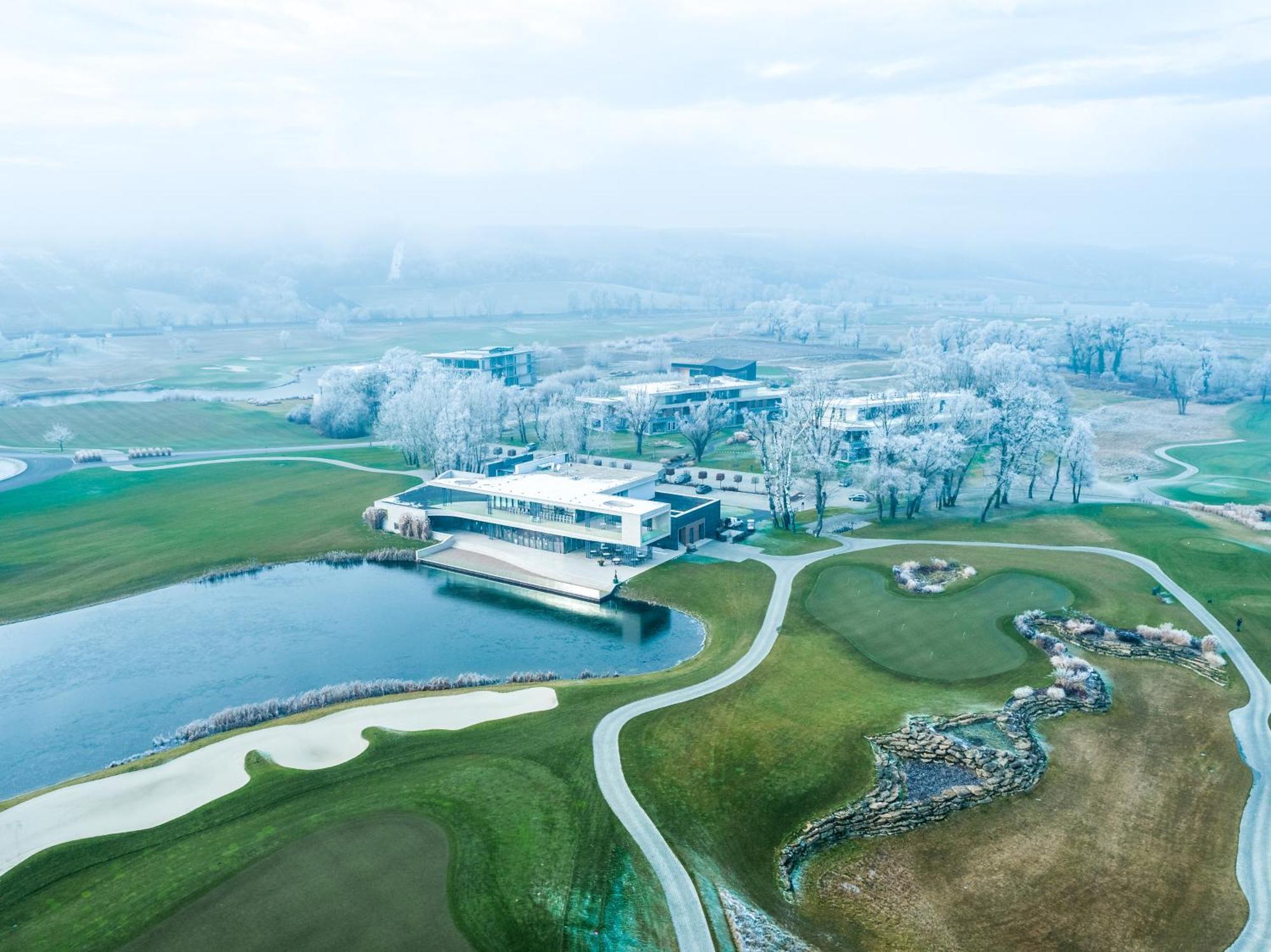 Zala Springs Golf Resort Zalacsány Exterior foto